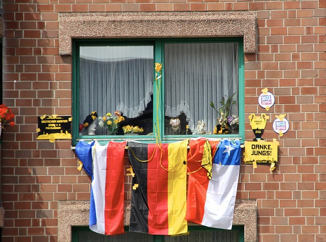 在这个充斥 在这个充斥